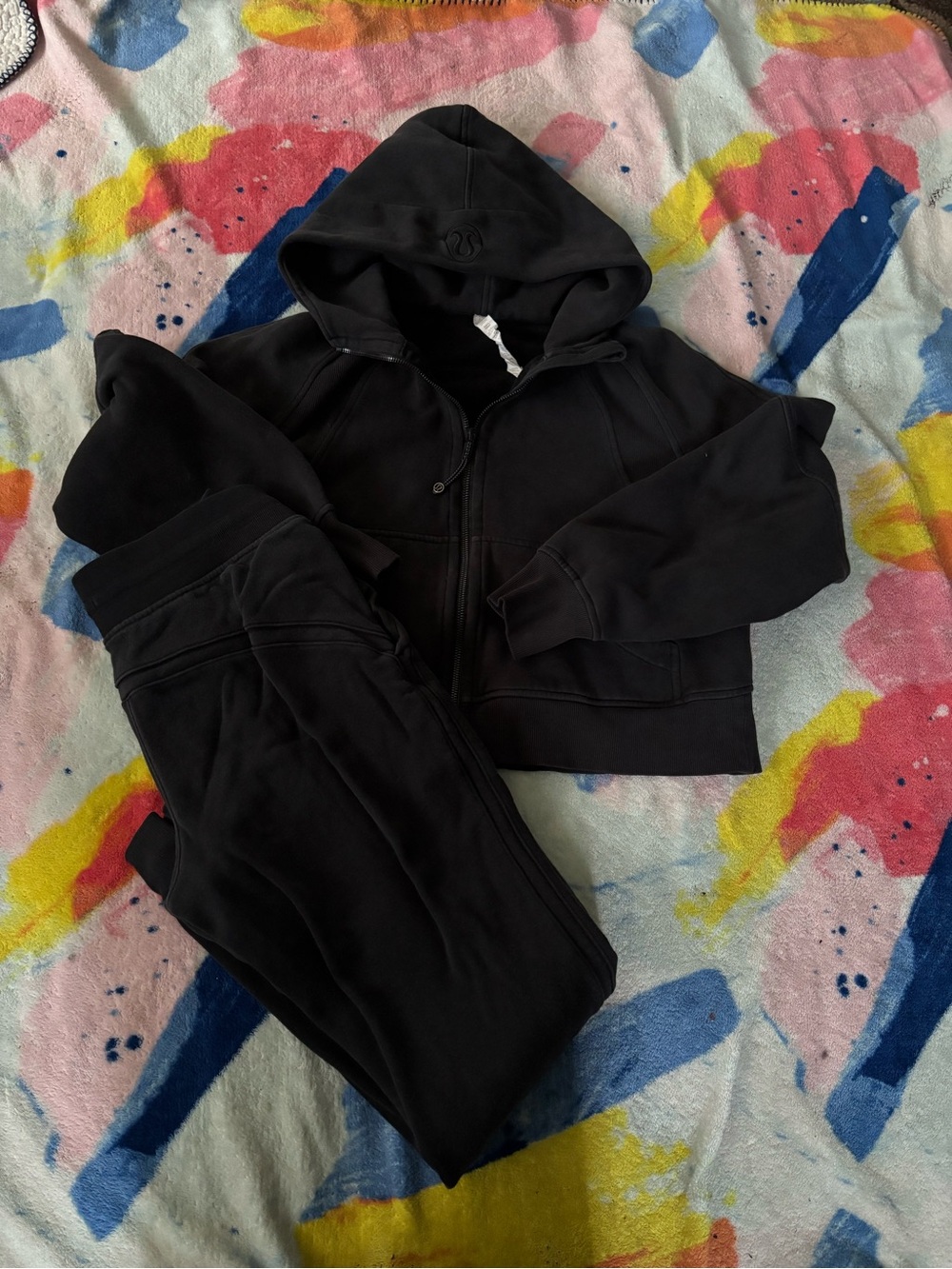 lululemon athletica Scuba Black Cropped Hoodie and Matching Joggers Set